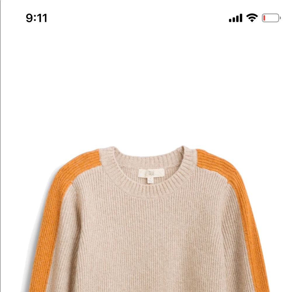 Ribbed long sleeve pullover sweater